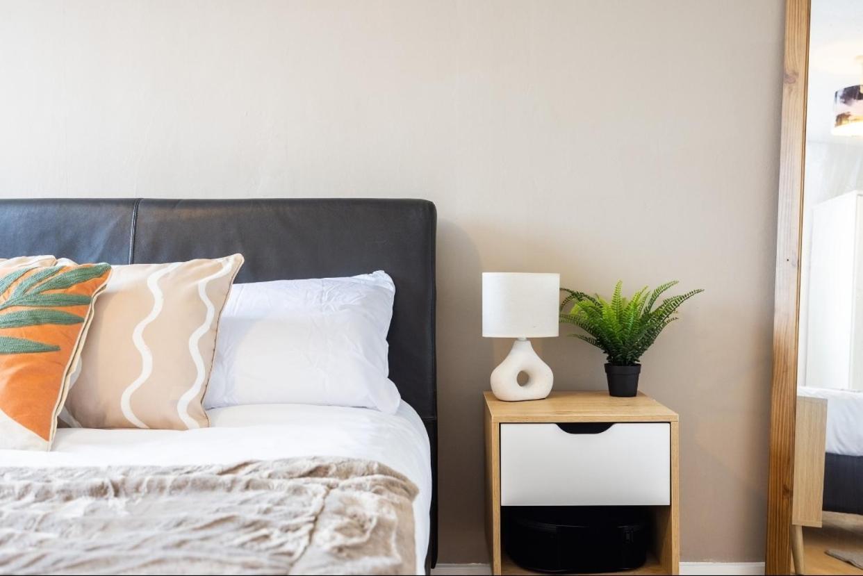 The King'S Cross Stylish Suite Лондон Екстер'єр фото